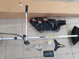 Keturtaktis trimeris Akita Bc450