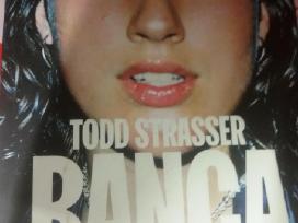 Banga Todd Strasser, 2022 m.