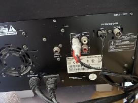Philips garso kolonele prie TV