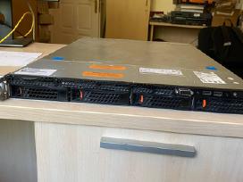 Serveris : Custom Server