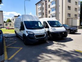 Perkrausta pervežimas šiukšlių išvežimas