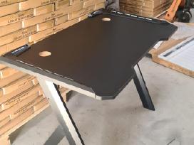 Kompiuterinis stalas su LED Gaming