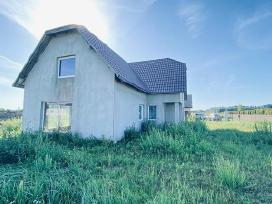 Prie Mažeikių parduodamas nebaigtos statybos namas