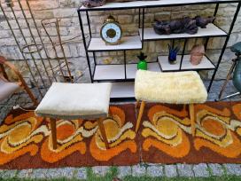 Vintažiniai mid century pufai