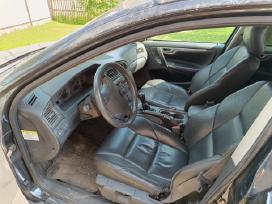 Dalys volvo v 70 2.4 125 kw 170 arklju.benz.dujos