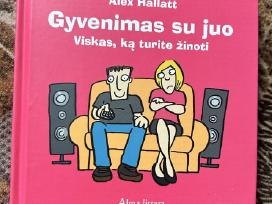 Knyga Gyvenimas su juo