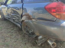 Subaru Outback dalimis 121kw 2.5l benzinas/automat