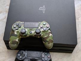Ps4 pro, 2 pulteliai, Atristas, su 40 zaidimu! !