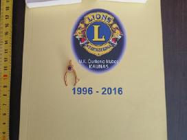 Lions knygutė ir ženkliukas