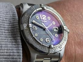 Breitling A17390