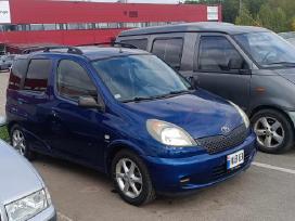 Toyota Yaris Verso automobilio nuoma Kaune