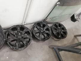 Vw ratai R17 su vasarinėm padangomis.
