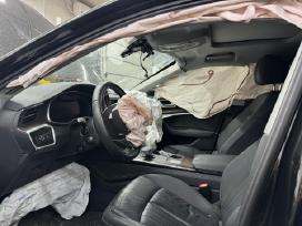 Automobilio salono darbai