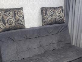 Sofa-lova, pufas