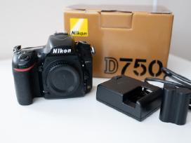 Nikon D750
