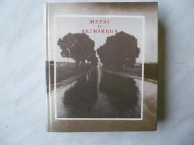 Metai ir akimirkos