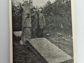 Tarpukario atvirutė prie S. Daukanto kapo