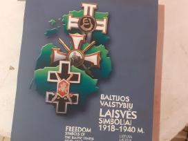 Knyga apie prieškarinius apdovanojimus Lt,lv,est