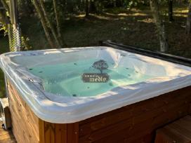 Naujiena! Jacuzzi lauko kubilas