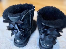 Ugg, gerame stovyje.