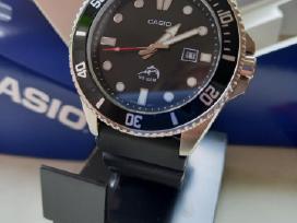 Visai Naujas Casio Duro Originalas,komplektas.150e