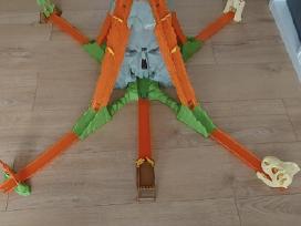 Hot wheels trasa vulkanas