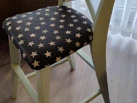 Vaikiška paaukštinta Ikea kėdė