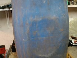 100 ltr plastikinė talpa.turiu 2 vnt.