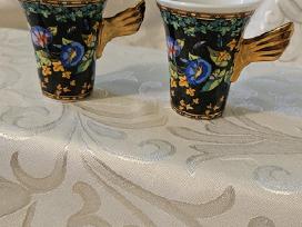 Puodeliai Versace