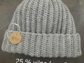 Rankų darbo megzta nerta šilta kepurė su vilna