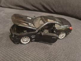 Mercedes metalinis modeliukas 1/24 dydžio