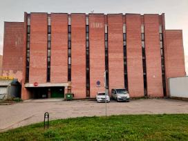 Išnuomojamas saugus garažas daugiaaukščiame garaže