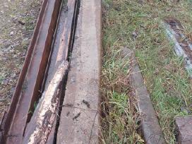 Parduodamas metalas, sijos Hiab ir Ipe