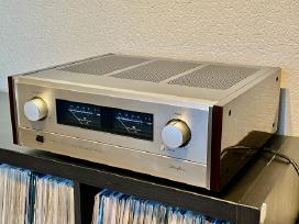 Accuphase E-305