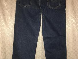 Levis 550