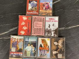 Lenkiškos muzikos audio kasetes