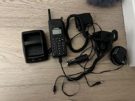 Maxon telefonas