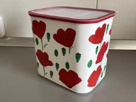 Nauji Tupperware indai