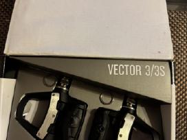 Nauji Garmin Vector 3 dvipusiai power meter pedala