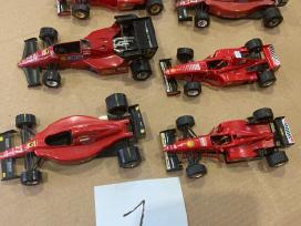 Formule 1 F1 modeliai 1:24 italiski modeliukai