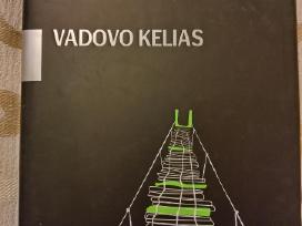 Nauja knyga vadovo kelias