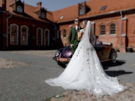 Vestuvinė suknelė