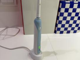 Akumuliarinis dantų šepetėlis Oral B Pro
