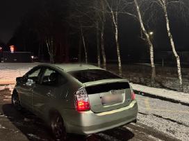 Tayota Prius ll Nuoma