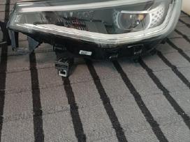VW id4 priekiniai žibintai