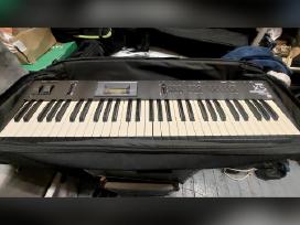 Korg x5