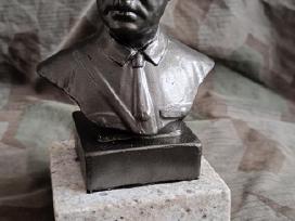 Adolf H. biustas. Gipsas.