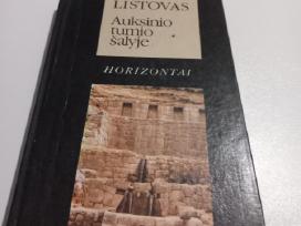 V.liztovas Auksinio tumio šalyje.