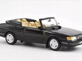 Saab 900
