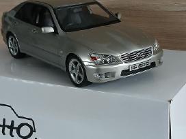 Lexus Is 200 1:18